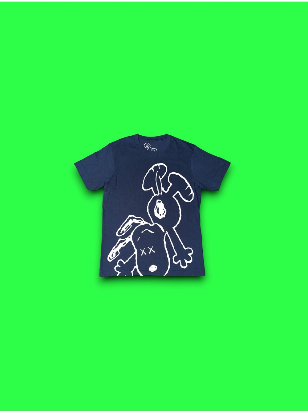 UT Uniqlo x Kaws T-Shirt Mens Small Navy Snoopy Peanuts Japanese Streetwear Tee
